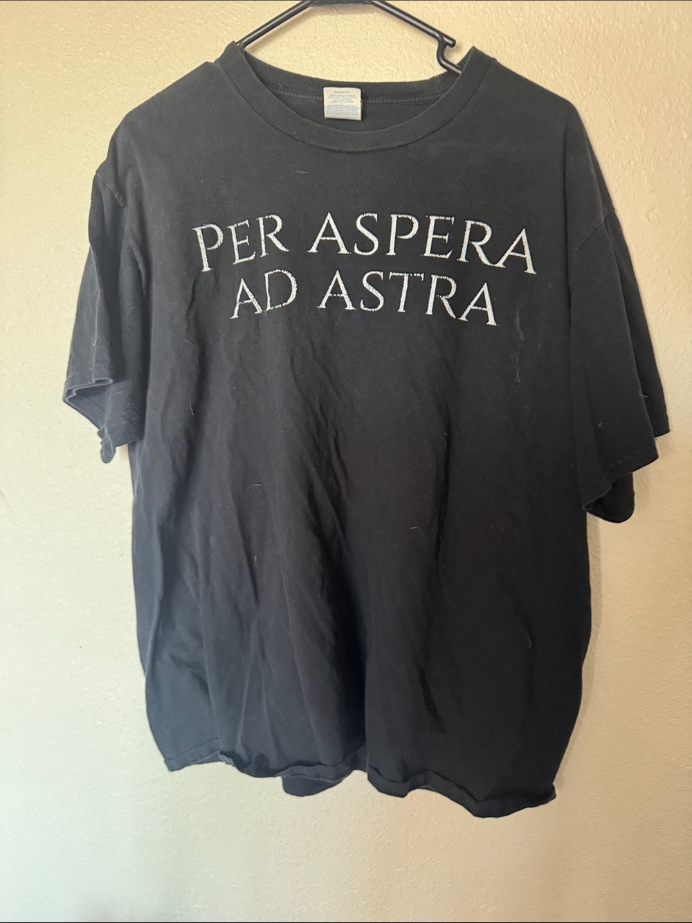 Amazon Black Graphic 'Per Aspera Ad Astra' Men’s T-Shirt